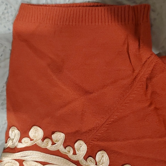 Rust colored top - Picture 3 of 6